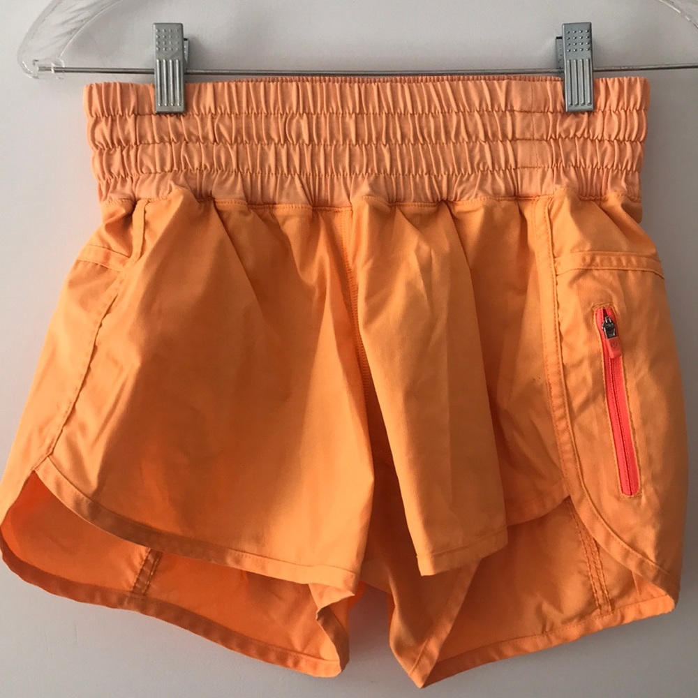 Lulu lemon running shorts